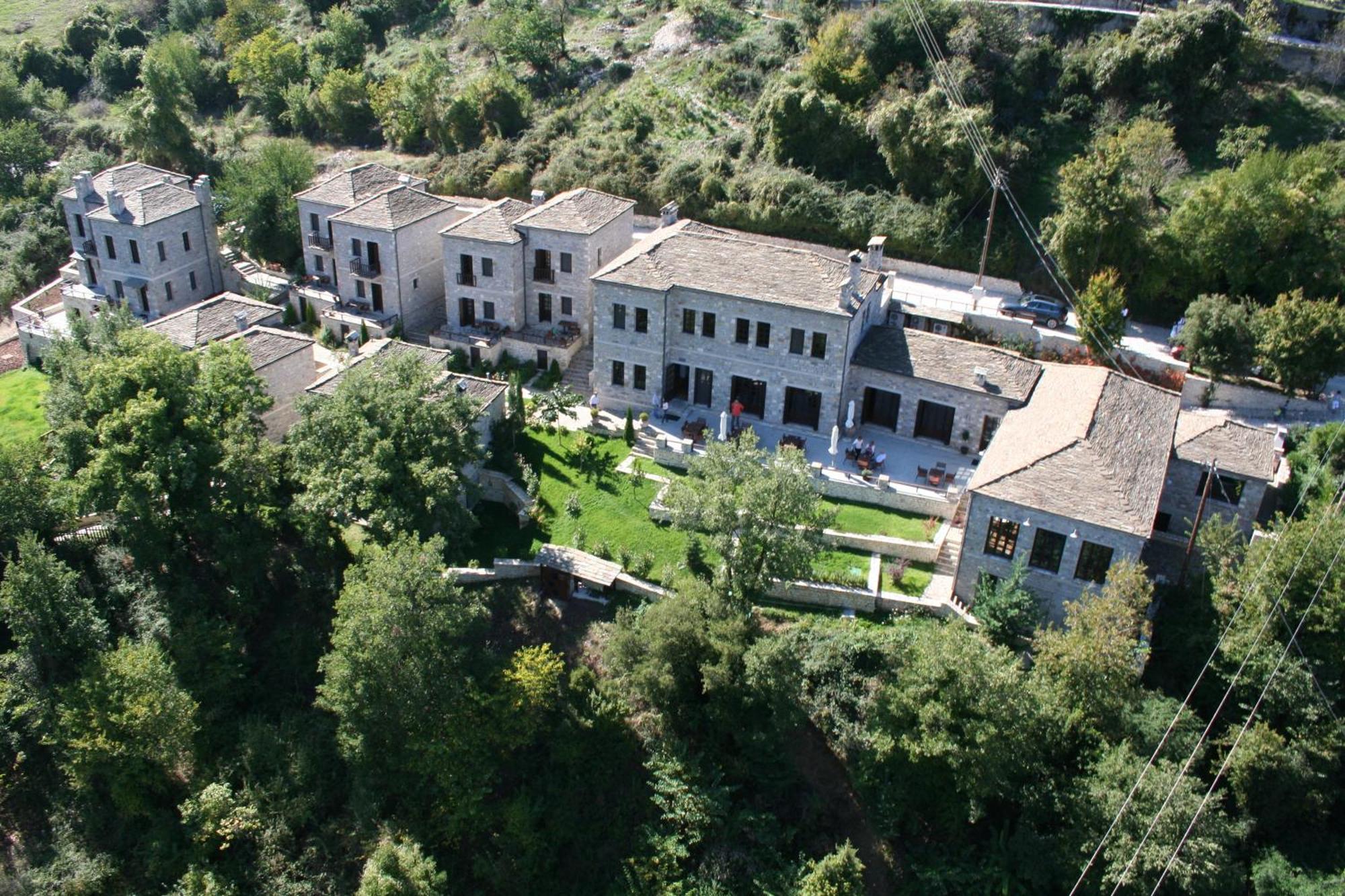 Aristi Mountain Resort Exterior photo