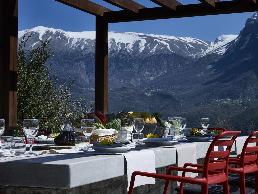 Aristi Mountain Resort Exterior photo